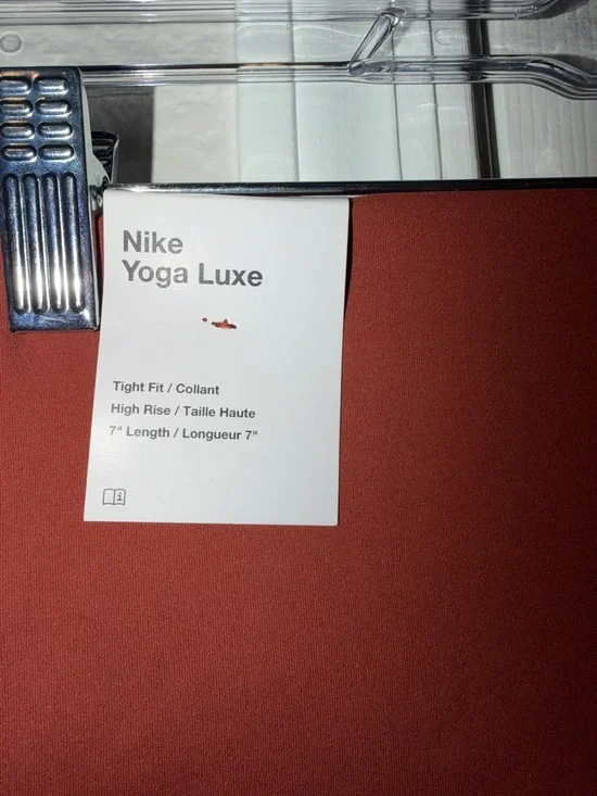 Nike Yoga Luxe High-Rise Women’s Bike Shorts - Rust - Picture 5 of 7